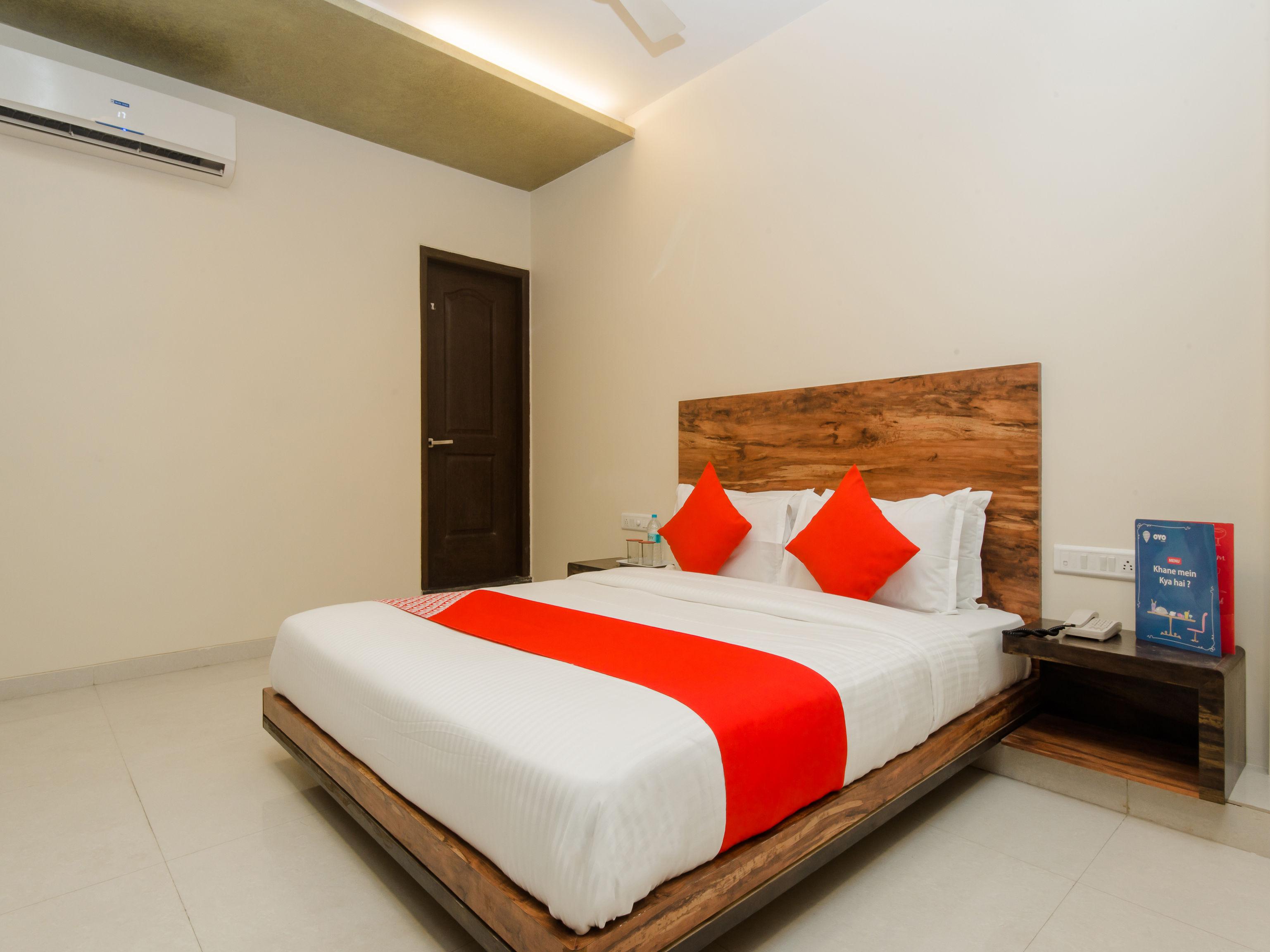 Hotel Sai Comforts Bapane Exterior foto
