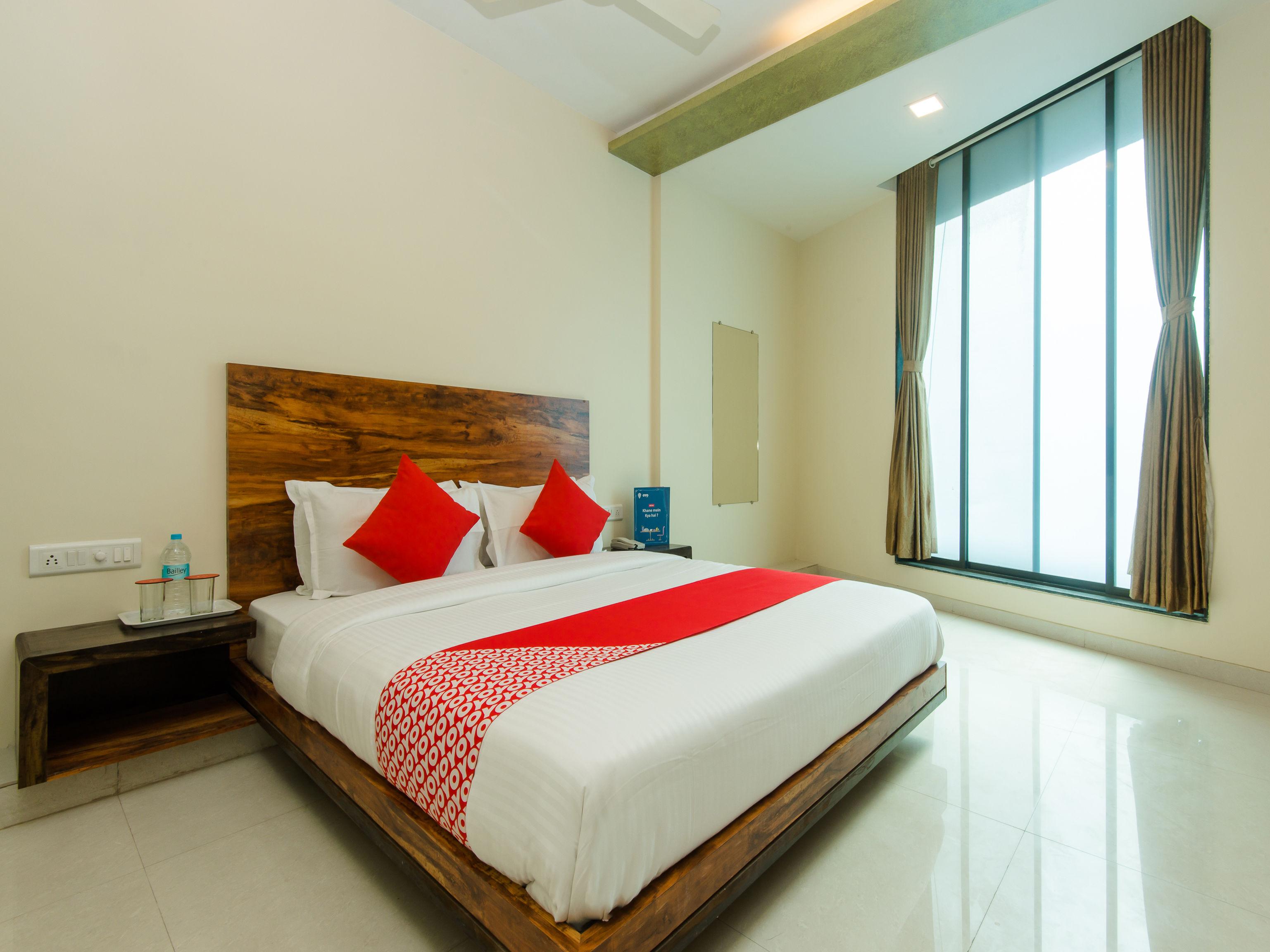 Hotel Sai Comforts Bapane Exterior foto