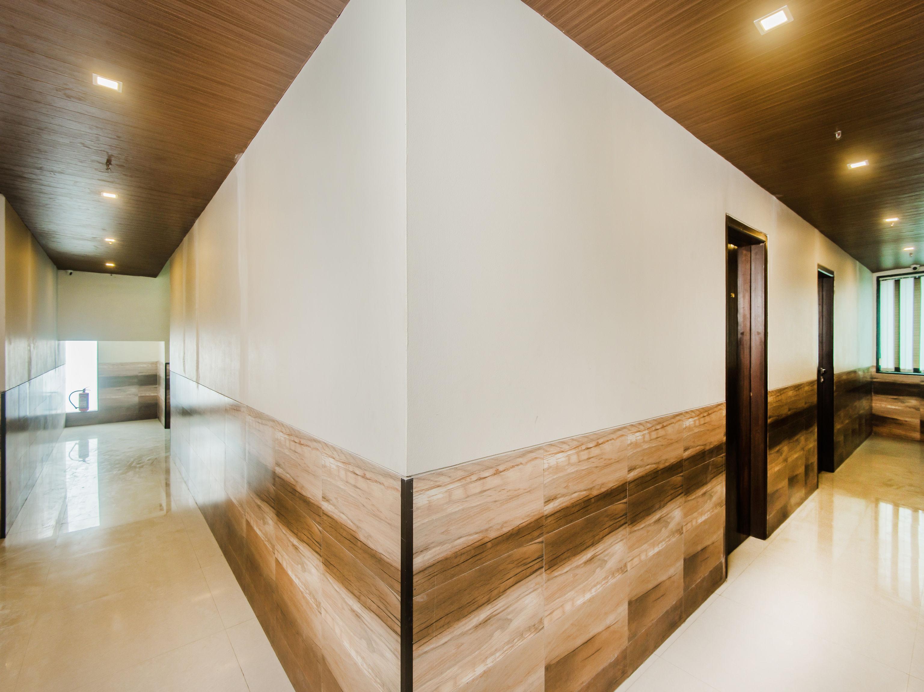 Hotel Sai Comforts Bapane Exterior foto
