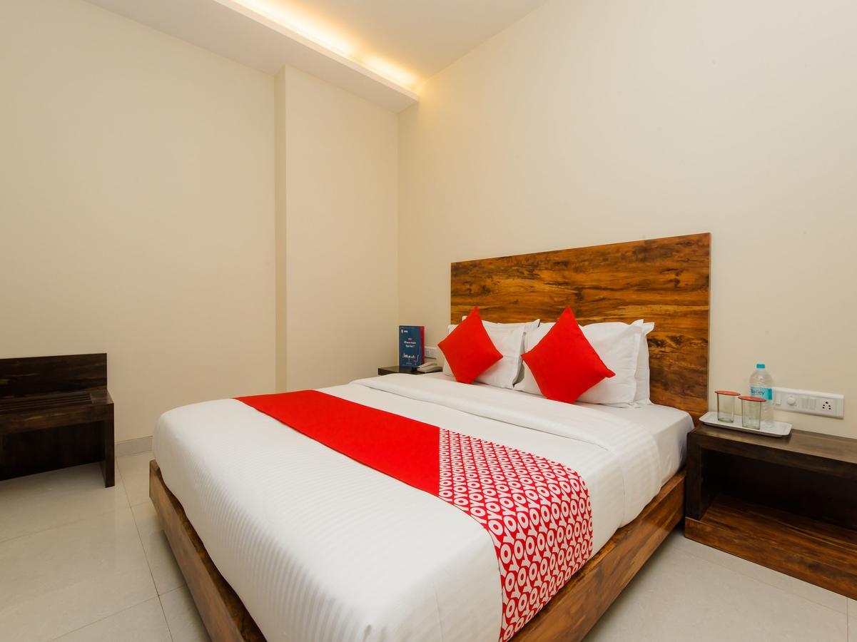 Hotel Sai Comforts Bapane Exterior foto