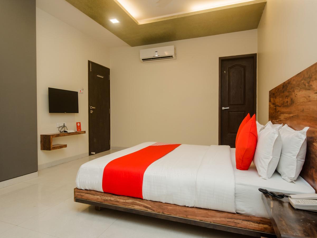 Hotel Sai Comforts Bapane Exterior foto