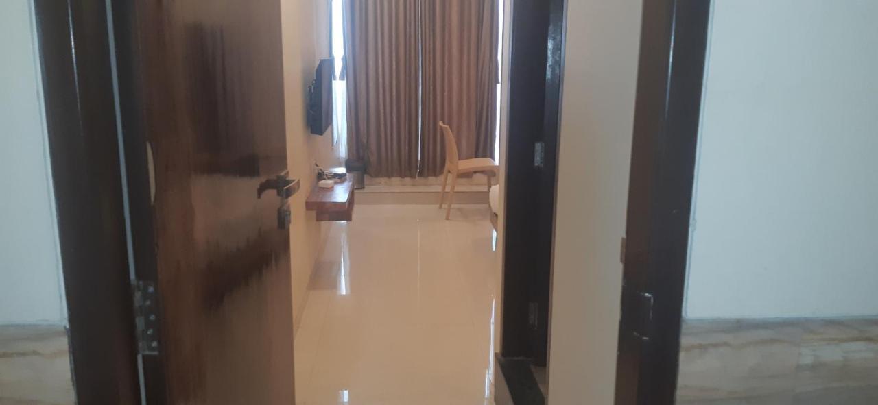 Hotel Sai Comforts Bapane Exterior foto